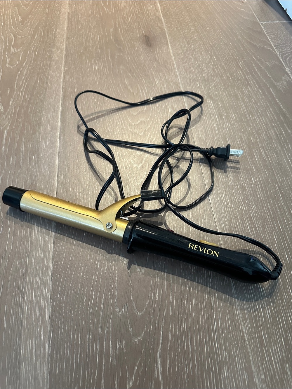 Revlon Gold and Black Curling Iron